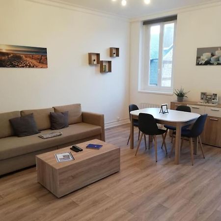 Apartamento A 2 Pas D'Ici - 200M Du Palais Fécamp Exterior foto